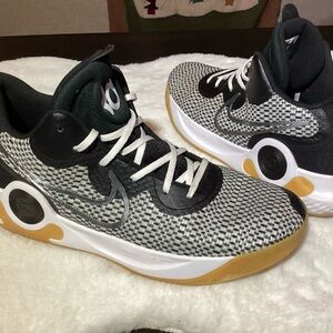 Nike KD Trey 5 IX  Black and White Sneakers with Gold Accents